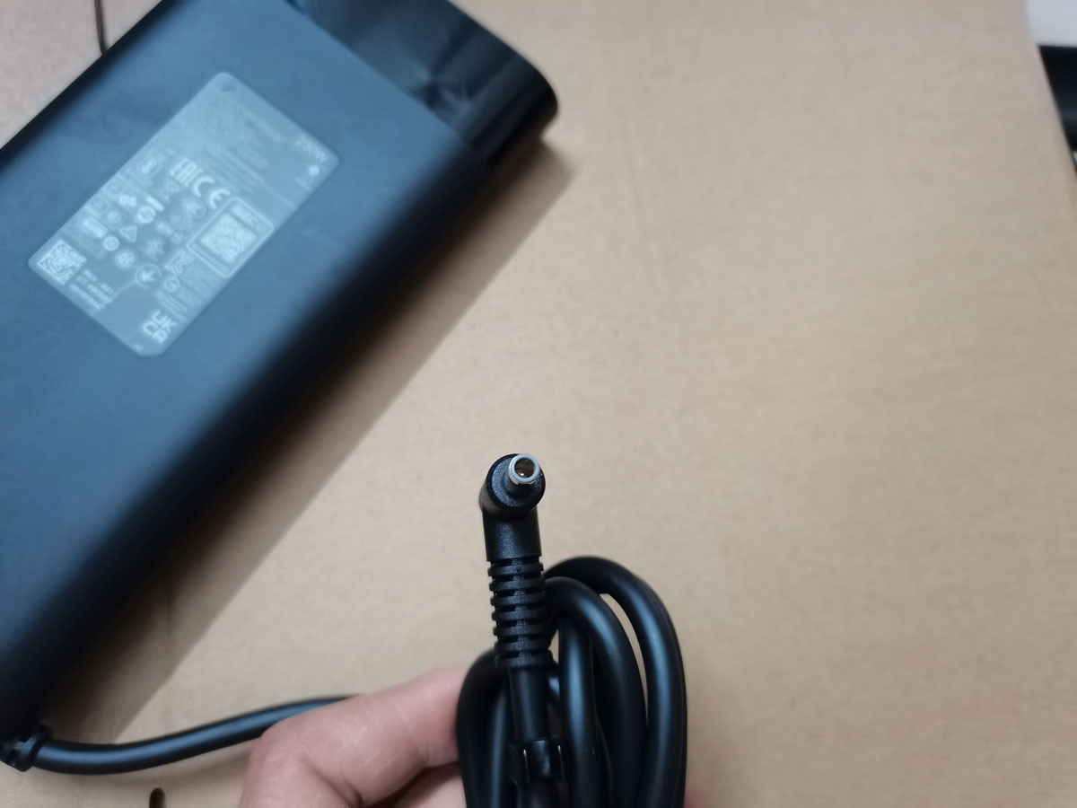 OEM 19.5V 11.8A M35733-001 TPN - đánh giá và giá Pc Gaming Uk