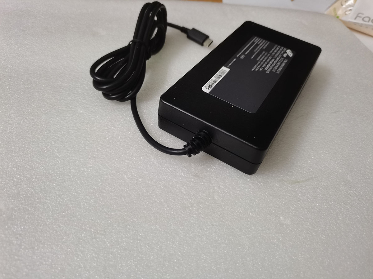NEW Slim OEM FSP 28V 5A FSP140 - đánh giá và giá Pc Gaming Uk